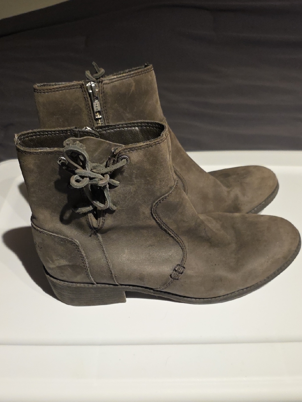 Sperry Women's Leather Ankle Boots in Taupe Gray